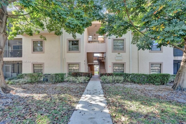 Foto del edificio - 10690 NW 14th St