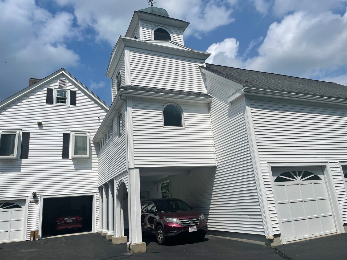 Primary Photo - 33 Winston Rd