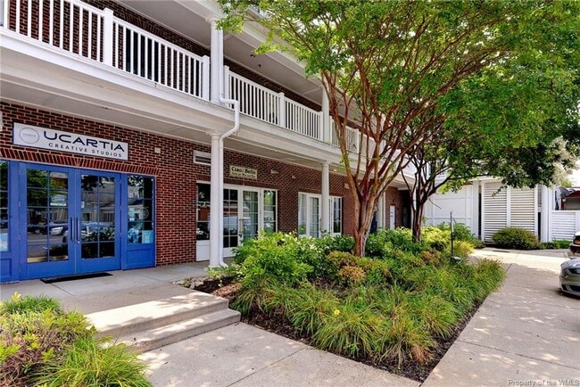 Foto del edificio - 4345 New Town Ave