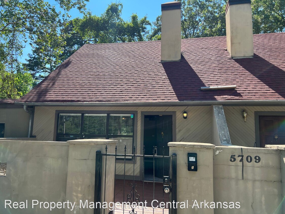 Primary Photo - 1 br, 1.5 bath House - 5709 Forest Place A...