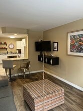 Building Photo - 1100 Jalna Blvd