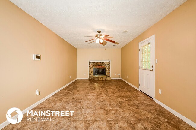 Building Photo - 20 Woodside Ct