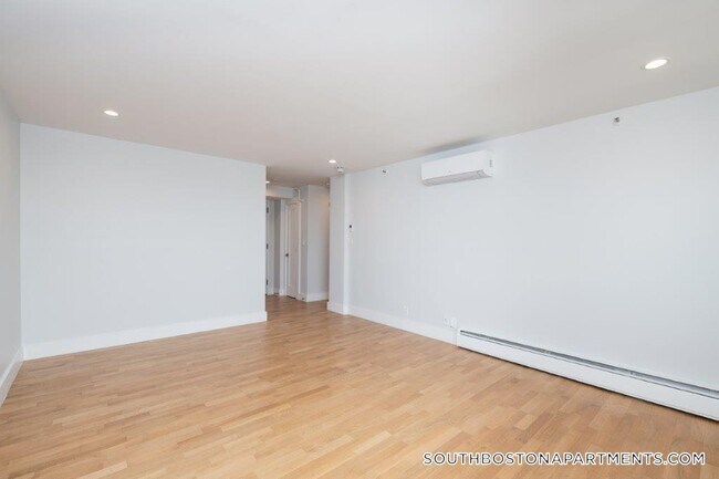 Foto del edificio - 1410 Columbia Rd