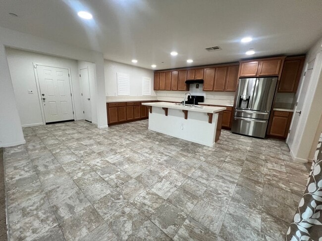 Building Photo - 1435 W Woodward Ave