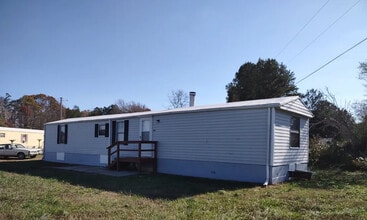 Building Photo - 1717 Roscoe Howey Rd
