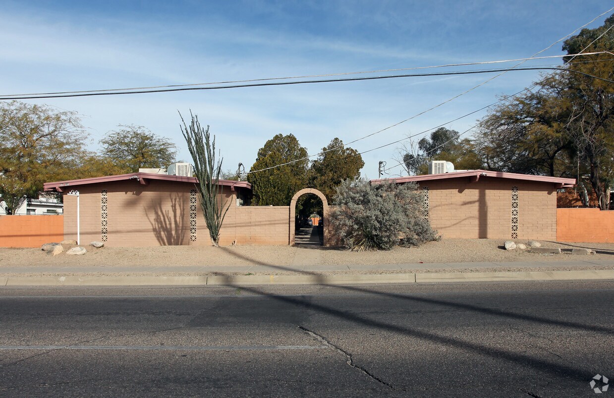 Building Photo - 184-210 W Prince Rd