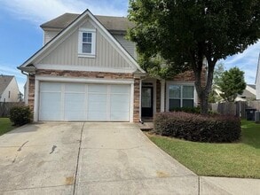 Building Photo - 3405 Briaroak Dr
