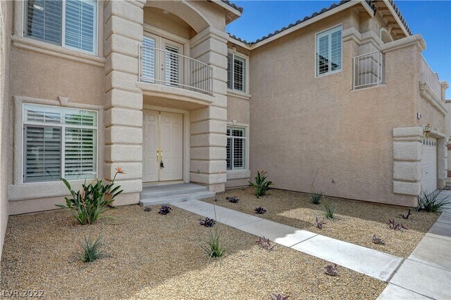 Foto del edificio - 345 Whispering Tree Ave