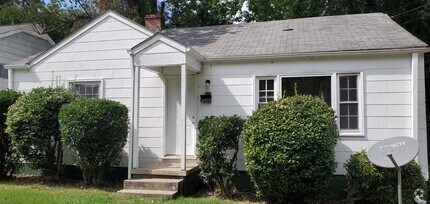 Building Photo - 615 Julian St