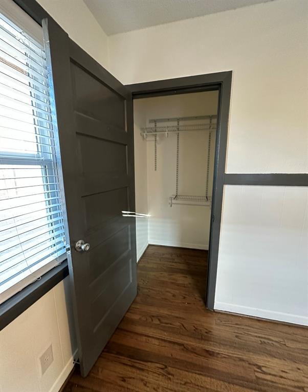 Foto del edificio - 815 1/2 Waverly St