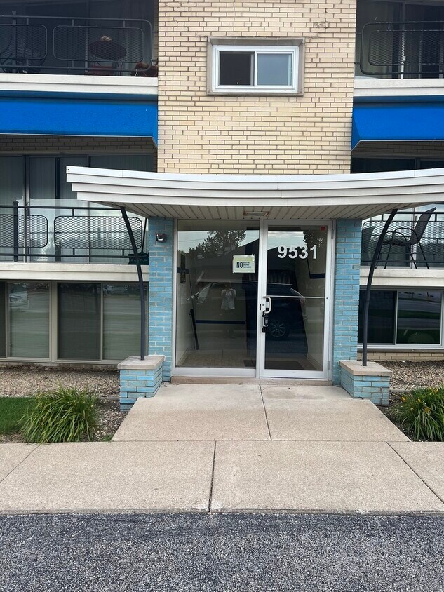Foto principal - 9531 S Kedzie Ave