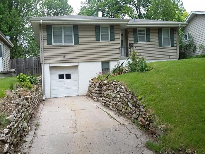 Primary Photo - Westgate Raised Ranch Home
