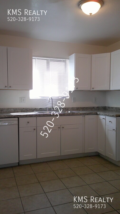 Foto del edificio - SPACIOUS 2 Beds /1 Bath (OWNER/AGENT)