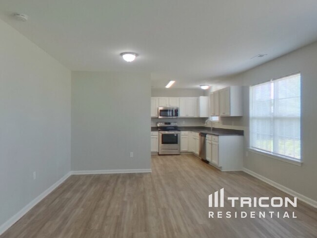 Foto del edificio - 1221 Grace Ct