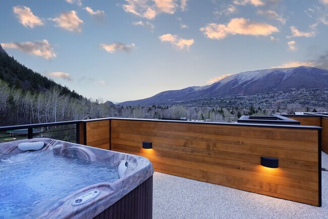 Foto del edificio - 717 S Aspen St