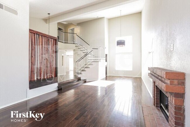 Building Photo - 1406 Harmony Hill Dr