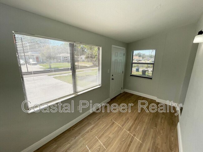 Foto del edificio - 3861 11th Ave S