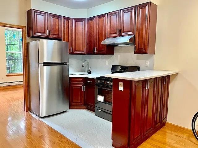 Building Photo - 365 51st St