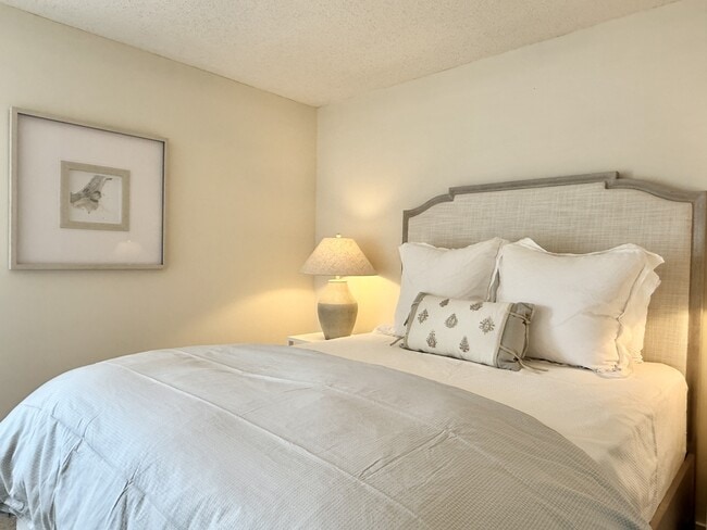 Foto del edificio - The Pointe Apartment Homes