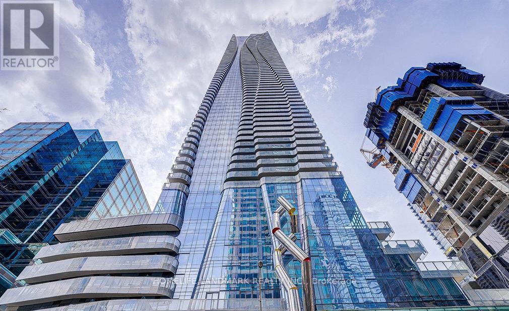 Photo du bâtiment - 1 Bloor St E