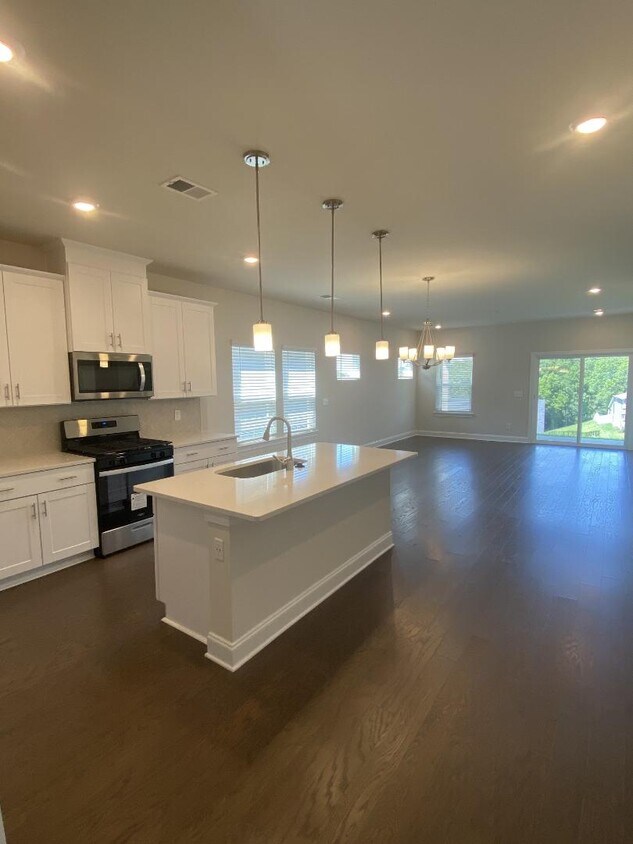 Photo - 1267 Dutch Peak