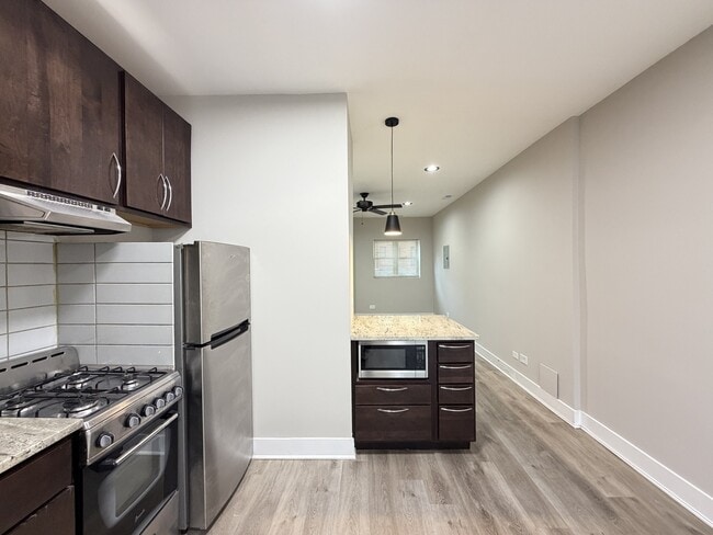 Building Photo - 4020 N Bell Ave
