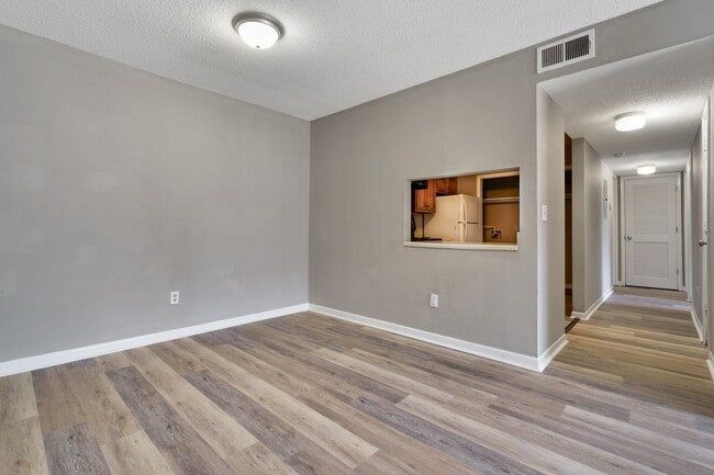 Interior Photo - River Woods Apartments