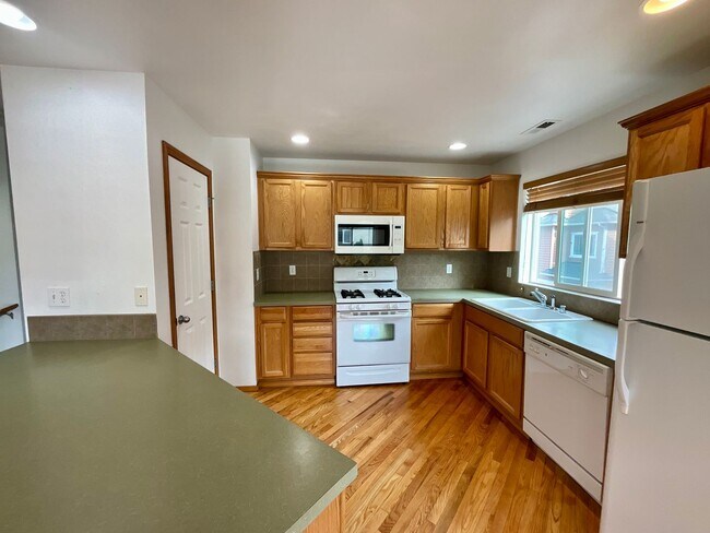 Building Photo - Spacious 5-Bedroom Home with Office, Firep...