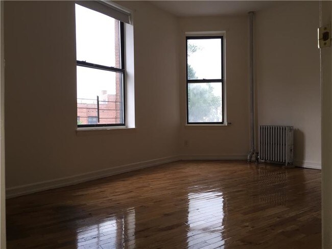 Building Photo - 1086 Saint Nicholas Ave