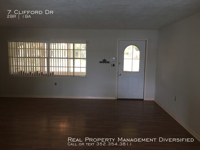 Foto del edificio - Beverly Hills Pool Home - 2/1/1