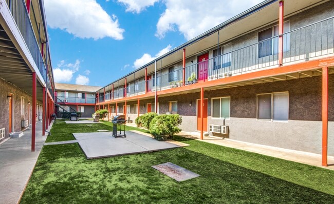 Building Photo - St. Charles Place Apartments