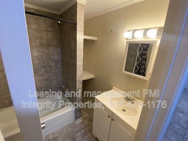 Foto del edificio - 318 Auburn Dr