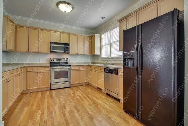 Foto del edificio - 503 Garfield St