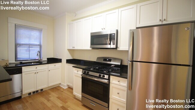 Building Photo - 209 Commonwealth Avenue