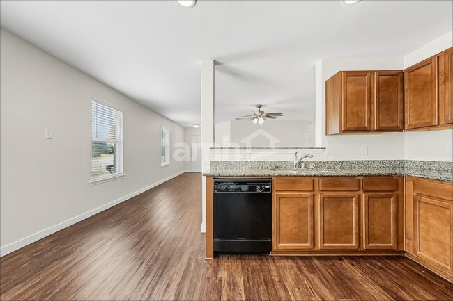 Foto del edificio - 803 Windflower Dr