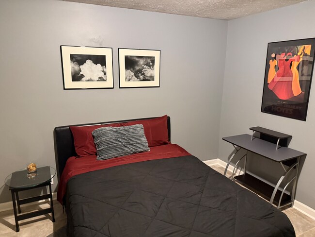 Foto del edificio - 4156 Pleasant Colony Dr