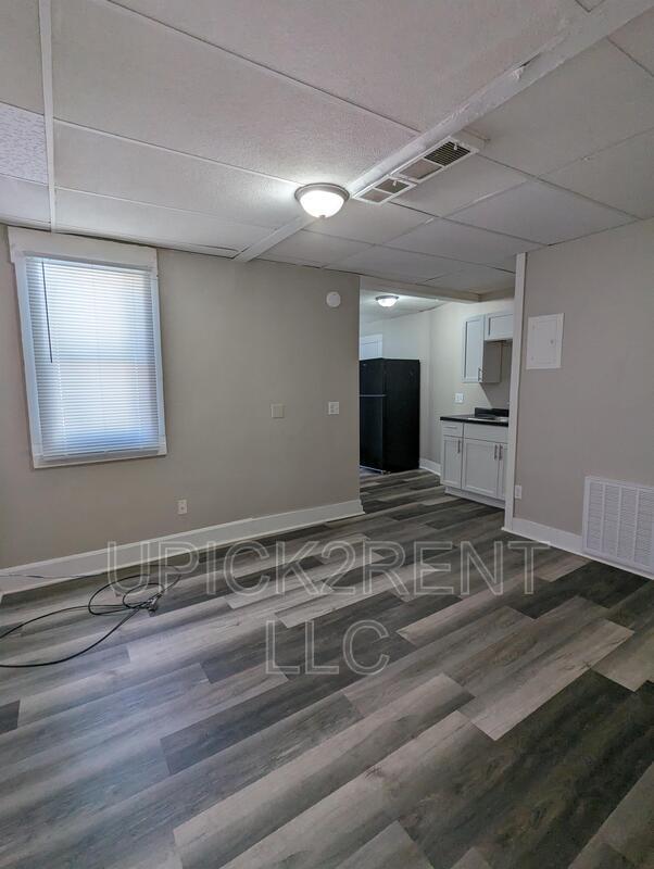 Foto del edificio - 338 N Columbus St