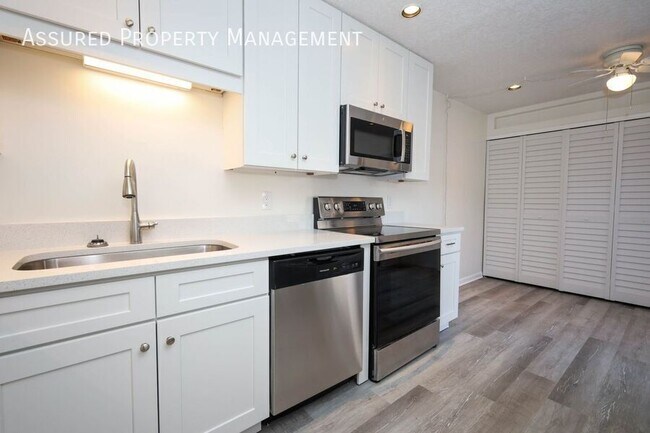 Foto del edificio - 301 Dryberry Way