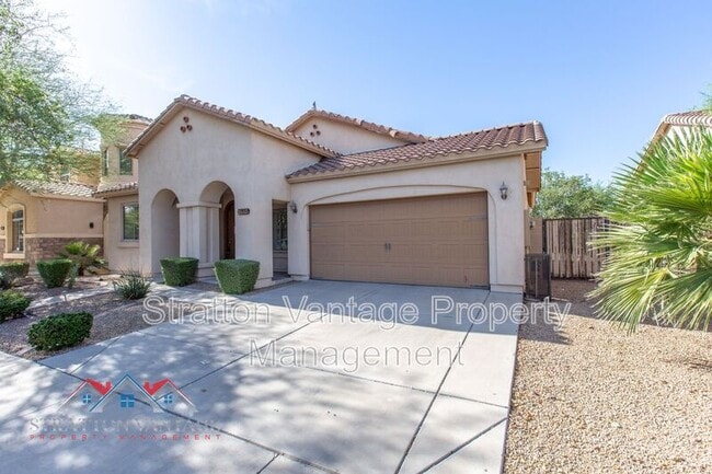 Building Photo - 1532 E Apollo Rd