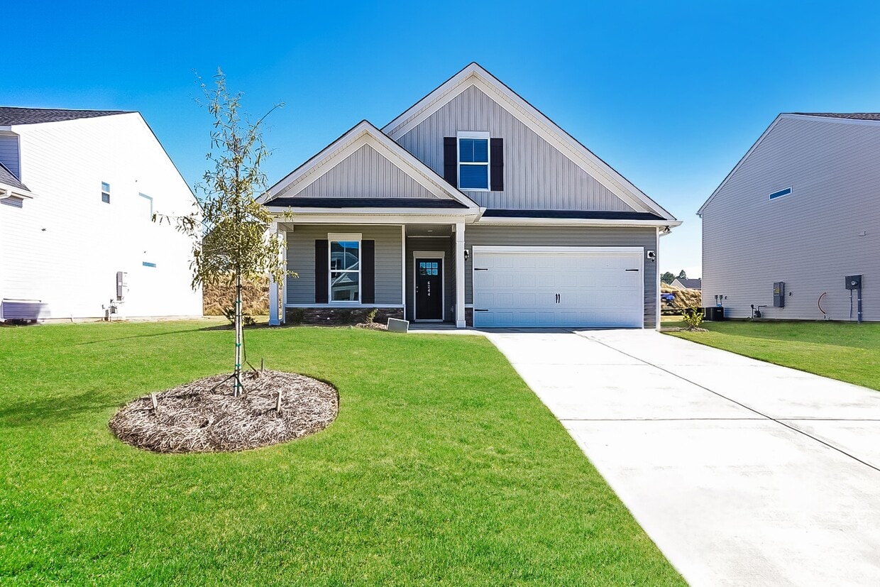 Foto principal - 6244 Whirlaway Rd