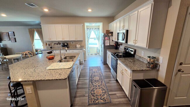 Building Photo - 2569 Merganser Dr