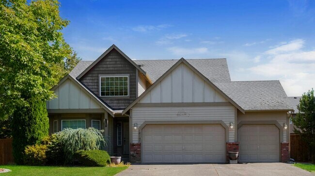 Foto del edificio - Beautiful Home Ready For Rent!