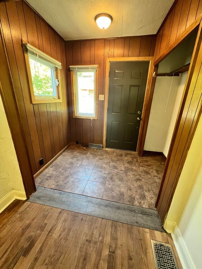 Foto del edificio - 1718 New St