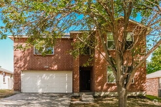 Building Photo - 5500 Still Canyon Dr