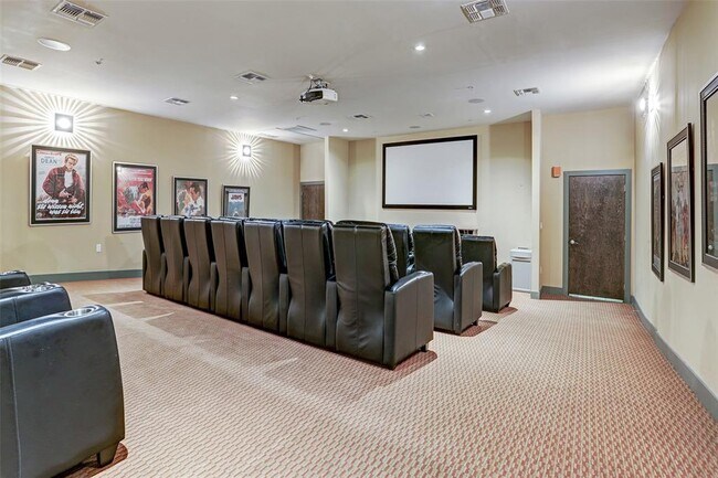 Foto del edificio - 500 Seawall Blvd
