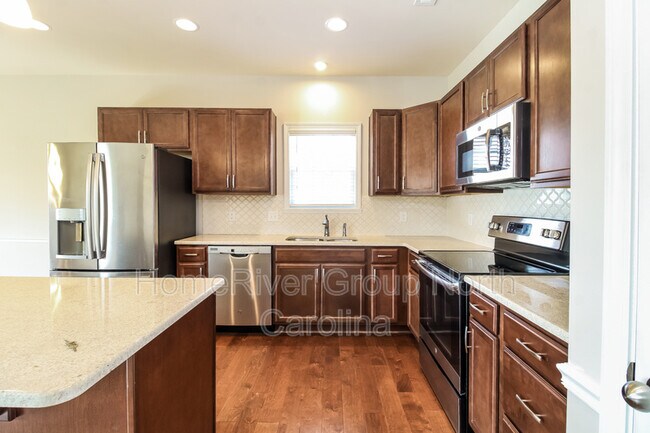 Building Photo - 4830 Stovall Dr