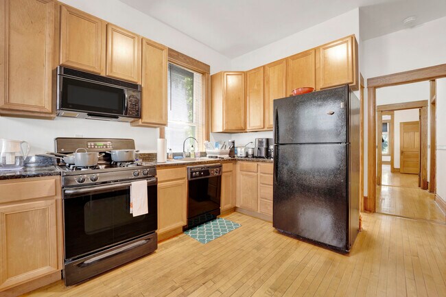 Foto del edificio - 3135 N Clifton Ave