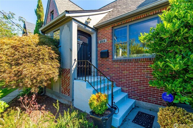 Foto del edificio - 4bd/2.5ba Seattle Home