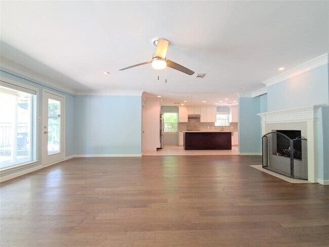 Building Photo - 139 Haversham Dr