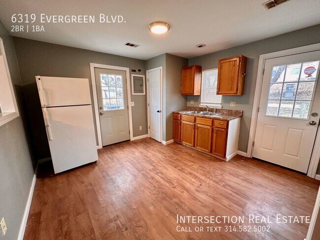 Foto del edificio - Adorable and Updated Berkeley Home with Gr...